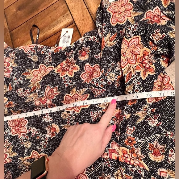 NWT MINK PINK FLORAL WRAP AROUND DRESS PUFF SLEEVE - Picture 12 of 16